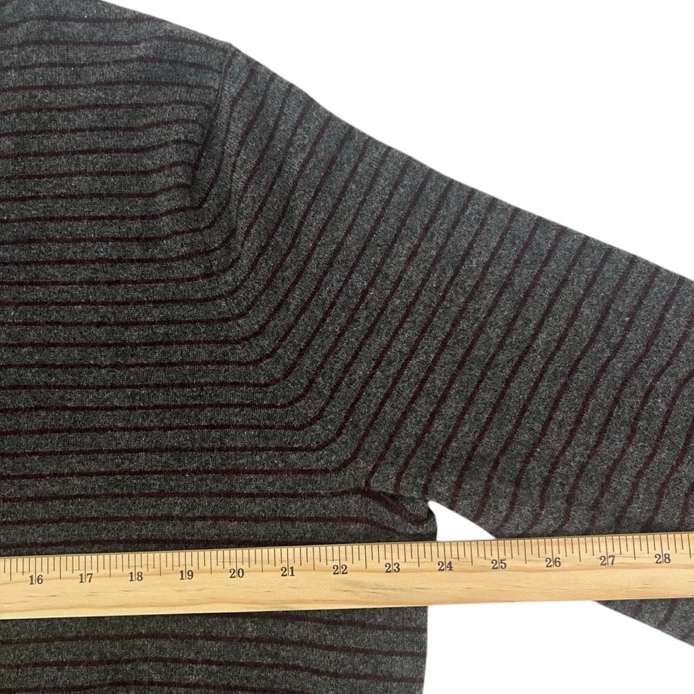 Vince Men's Gray Wool Cashmere Crewneck Sweater XL Soft‎ Comfortable Xlnt Cond!